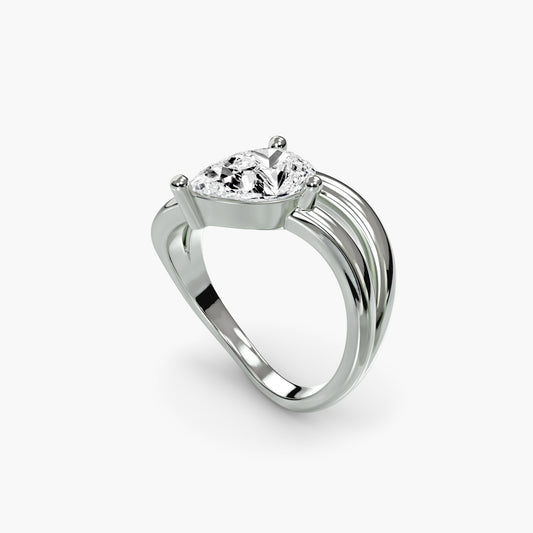 The Wave Ring 3 in White Gold