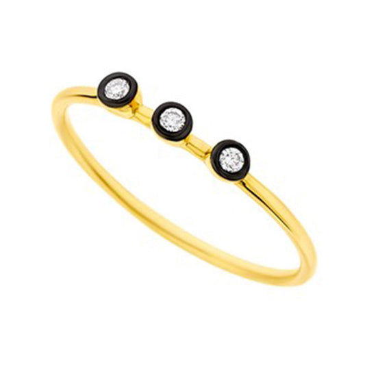 Three Diamonds Ring in 18K Yellow Gold