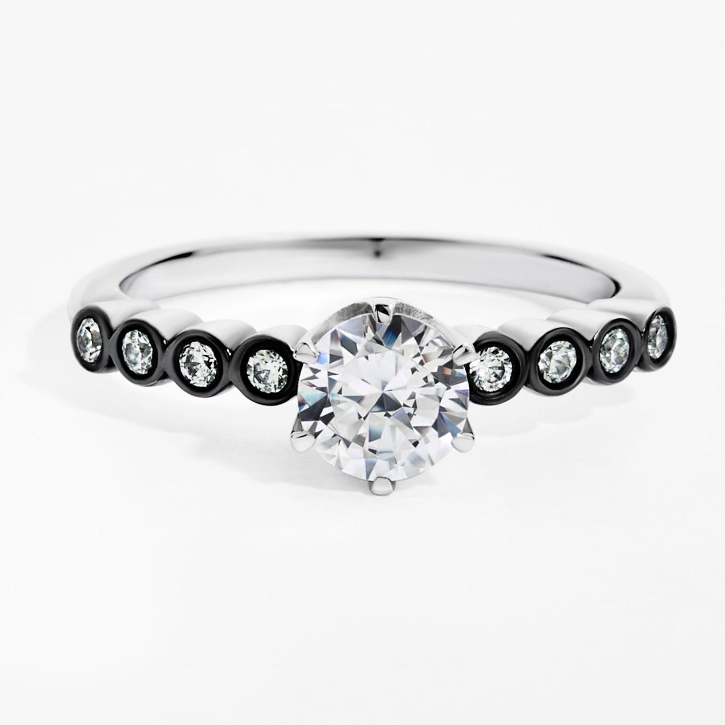 Solitaire Elise in White Gold