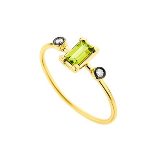 Baguette Peridot & Diamond Solitaire Ring in Yellow Gold