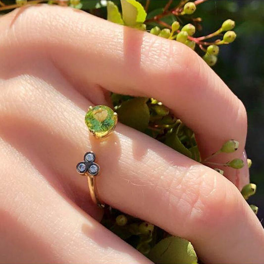 Triade Diamond & Peridot Open Ring in 18K Yellow Gold