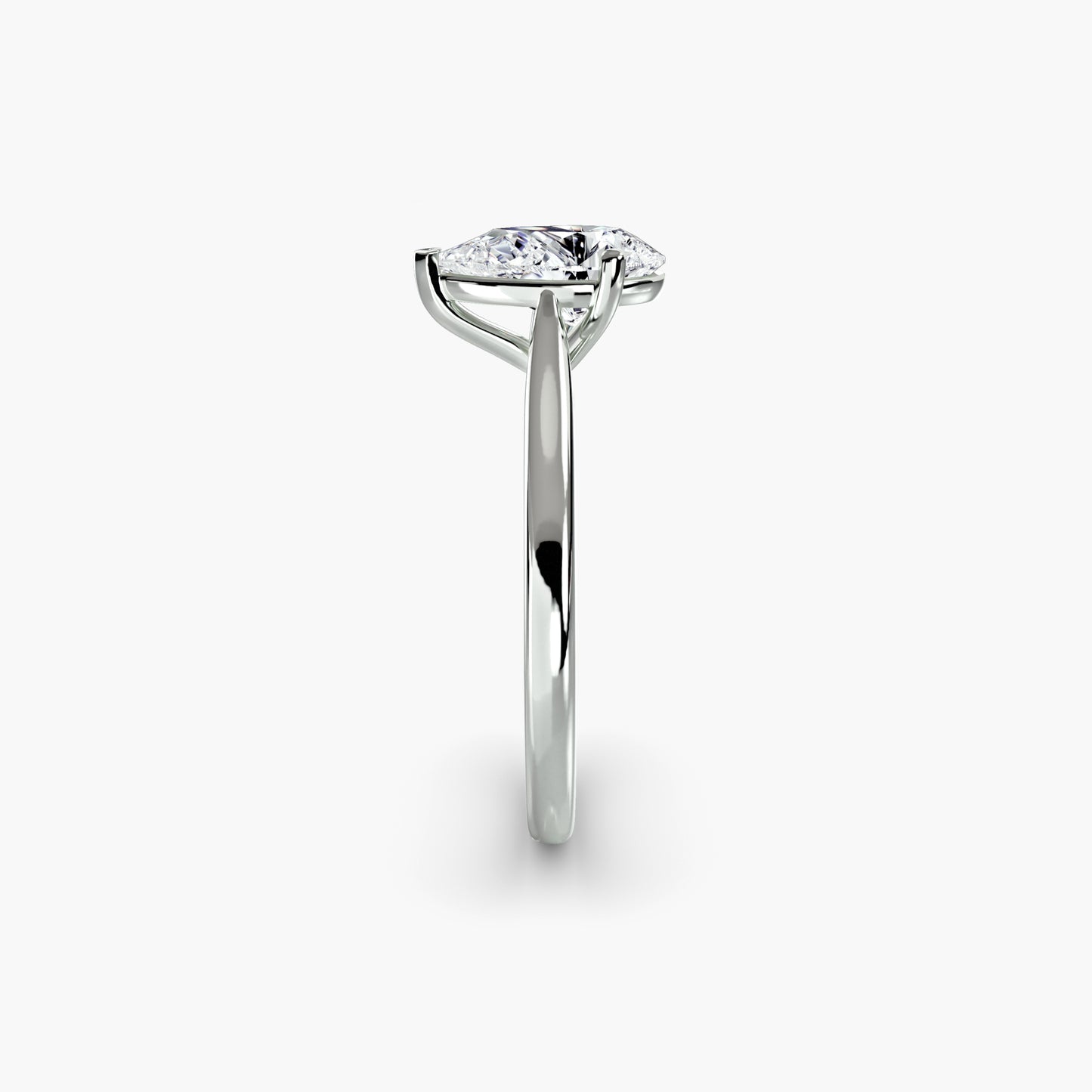 Solitaire ring 1 Pear Shape in White Gold