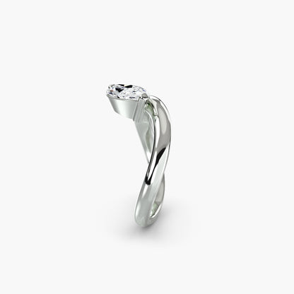 The Wave Ring in White Gold