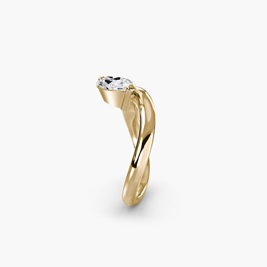 The Wave Ring in Yellow Gold