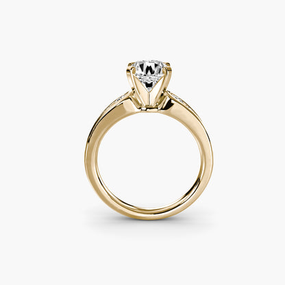 Solitaire with Pavé 2 Round in Yellow Gold