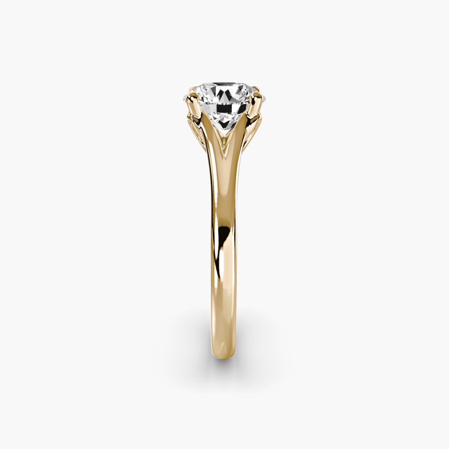 Solitaire ring 4 in Yellow Gold