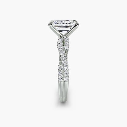 The Twisted Pavé Solitaire Emerald cut in White Gold