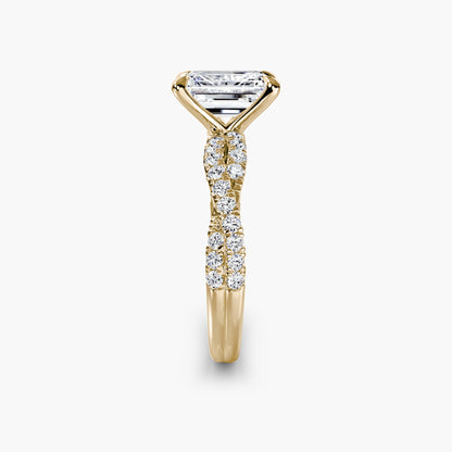 The Twisted Pavé Solitaire Emerald cut in Yellow Gold