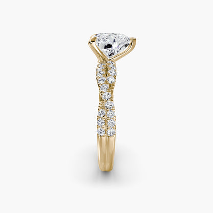 The Twisted Pavé Solitaire Heart Shape in Yellow Gold