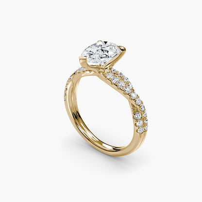 The Twisted Pavé Solitaire Pear shape in Yellow Gold