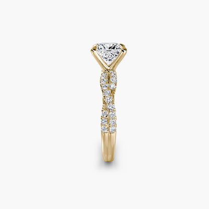 The Twisted Pavé Solitaire Princess cut in Yellow Gold