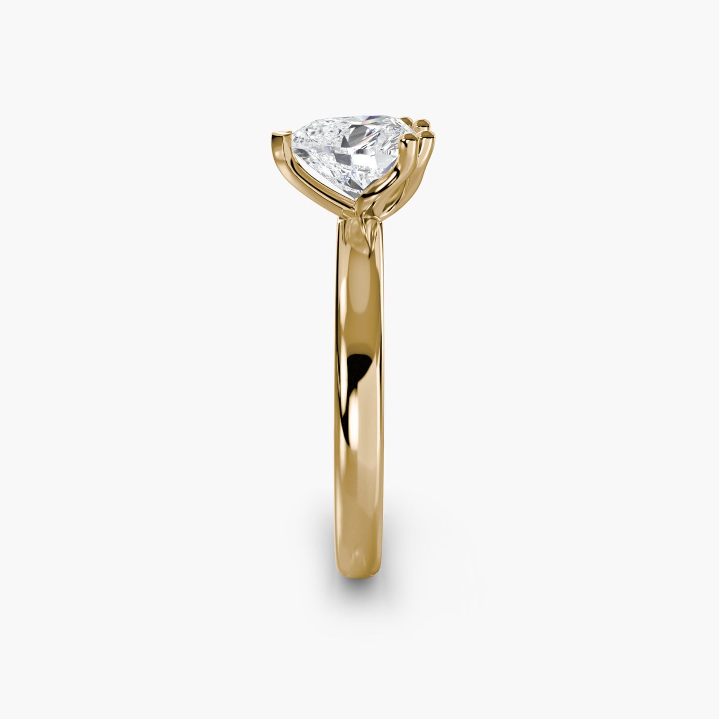 Solitaire ring 5 Heart in Yellow Gold