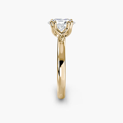 Solitaire ring 5 Oval in Yellow Gold