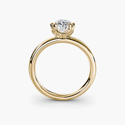 Solitaire ring 5 Pear shape in Yellow Gold