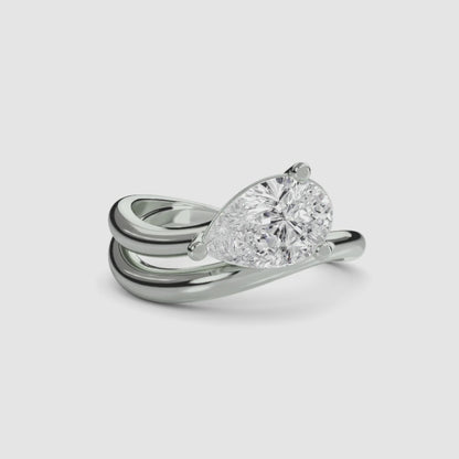 The Wave Ring 2 in White Gold