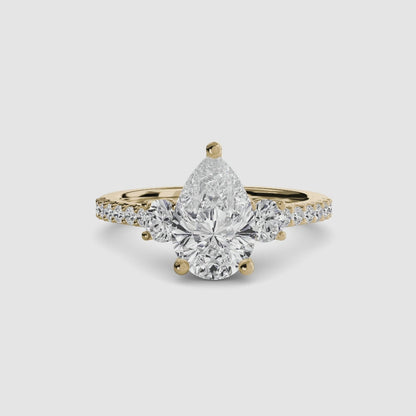 Three-Stone Ring with Pavé Band 5 in Yellow Gold